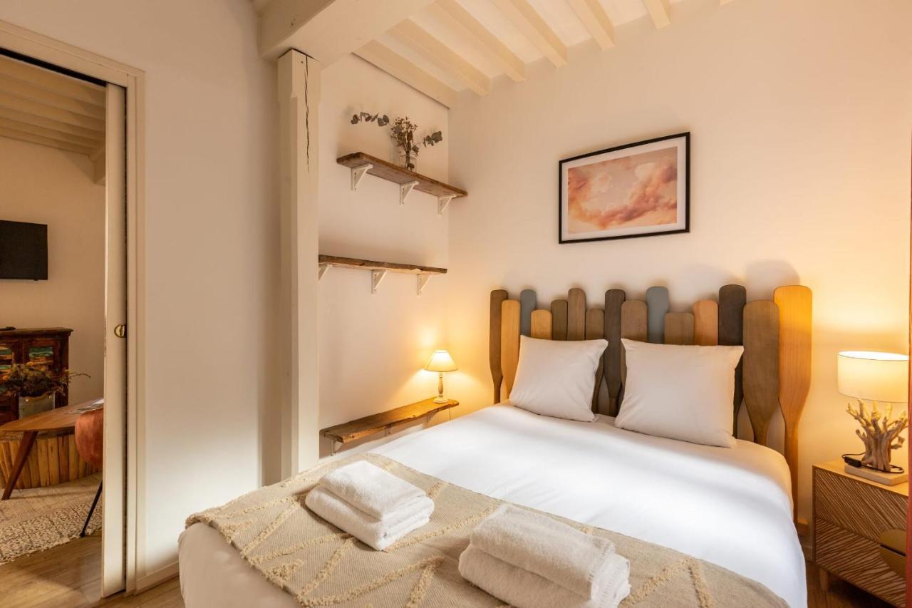 La Vague - Breath Of Freshness In Center Of Honfleur - Free Parking 550M Leilighet Eksteriør bilde